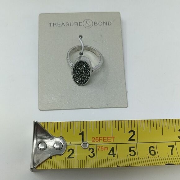 Treasure and Bond Ring (G1) - Picture 2 of 5